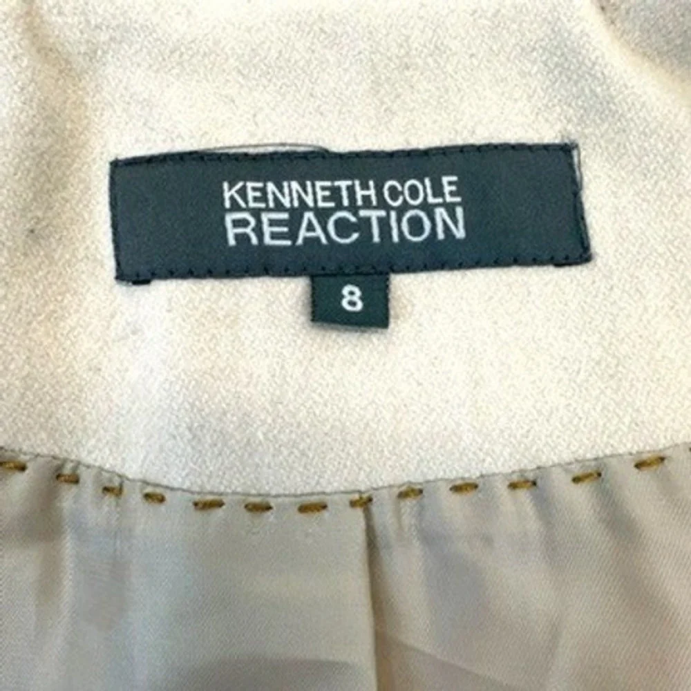 Kenneth Cole Reaction Tan Coat Women's Size 8 Button Front Knee Length - Picture 6 of 13